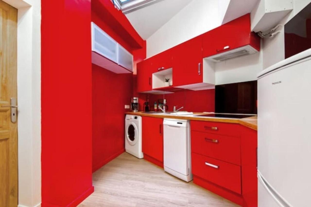 Cozy 2 Bedroom Apartment In Paris Exterior photo