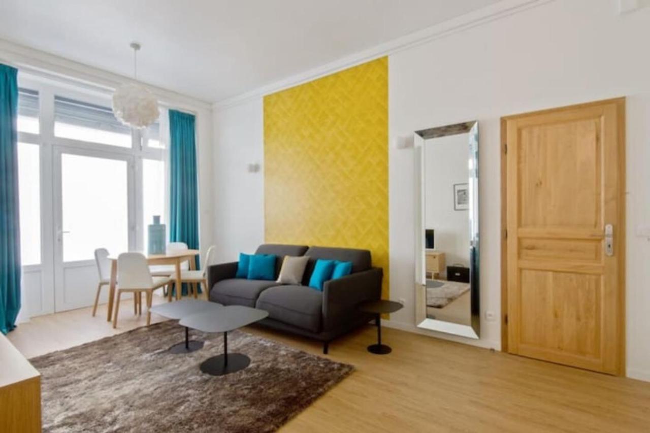 Cozy 2 Bedroom Apartment In Paris Exterior photo